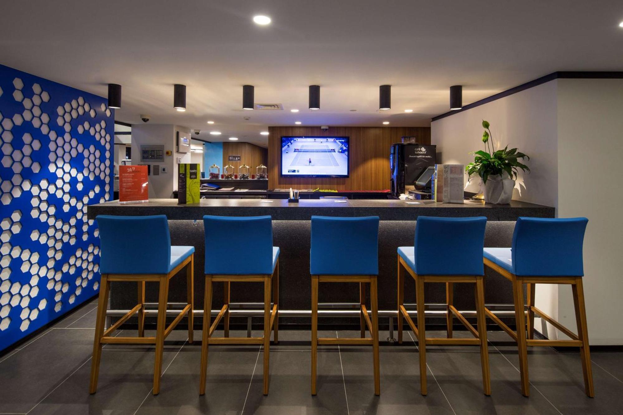 Hampton By Hilton Istanbul Kurtkoy Istambul Exterior foto