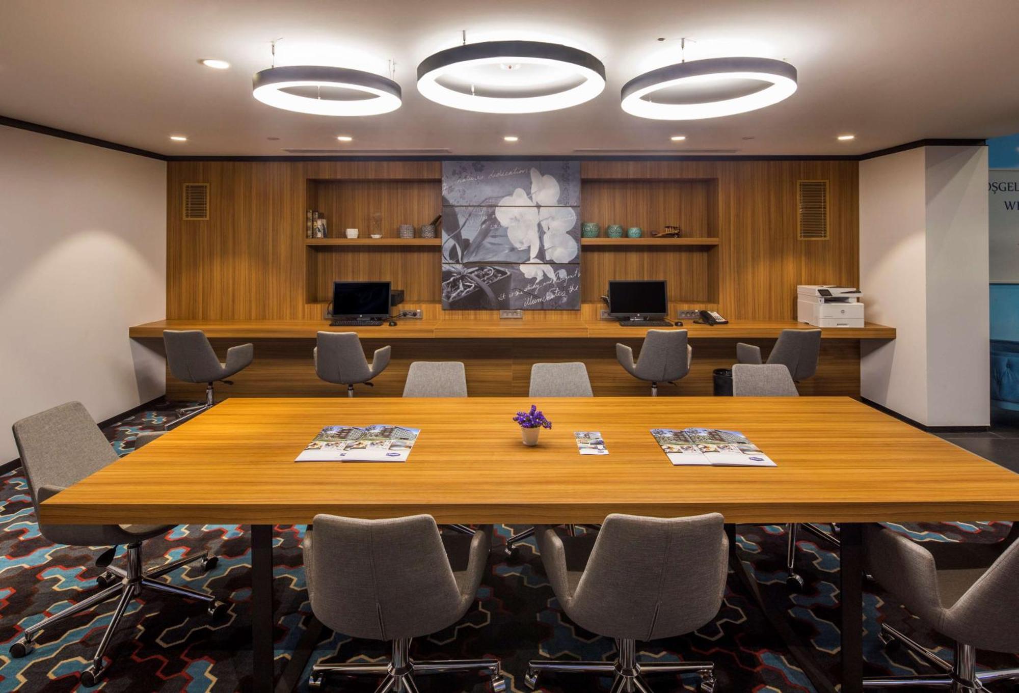 Hampton By Hilton Istanbul Kurtkoy Istambul Exterior foto