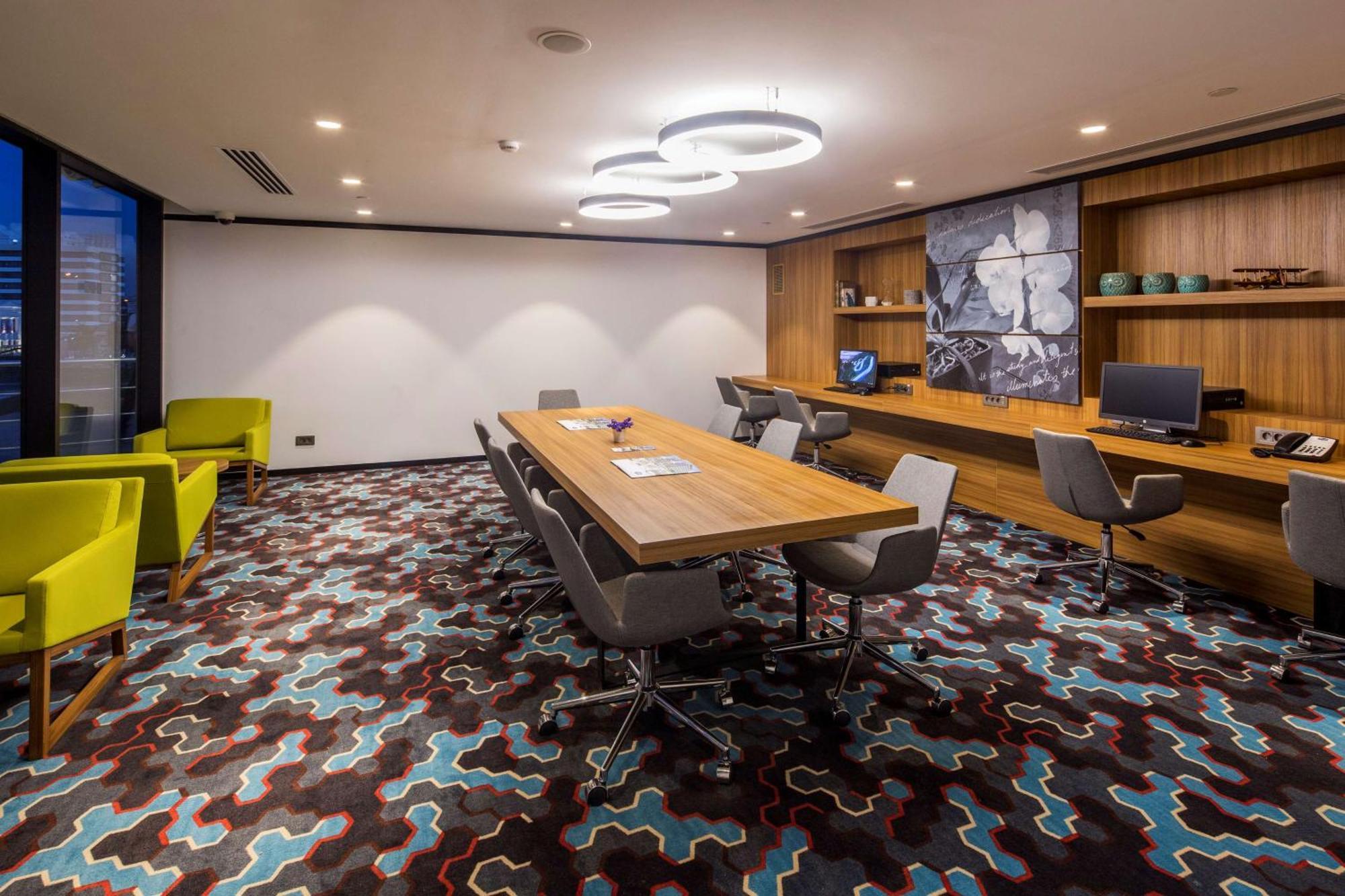 Hampton By Hilton Istanbul Kurtkoy Istambul Exterior foto