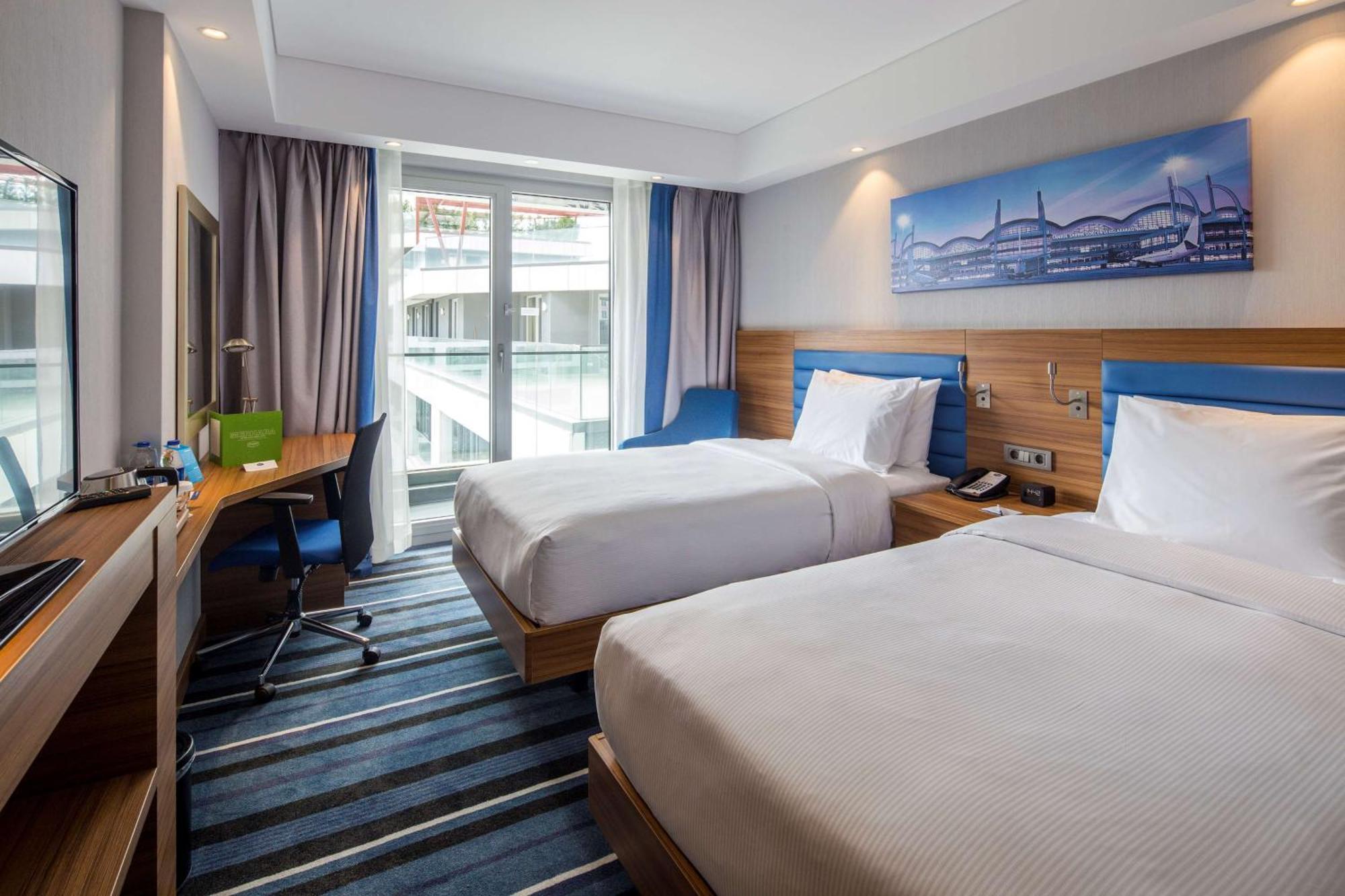Hampton By Hilton Istanbul Kurtkoy Istambul Exterior foto
