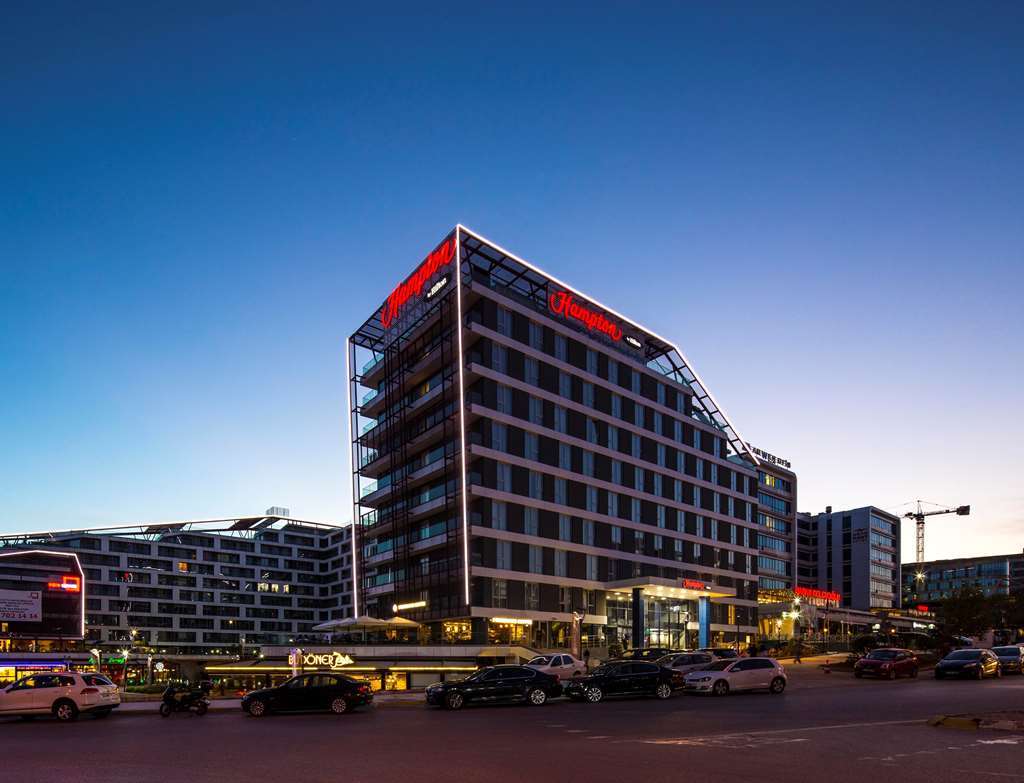Hampton By Hilton Istanbul Kurtkoy Istambul Exterior foto