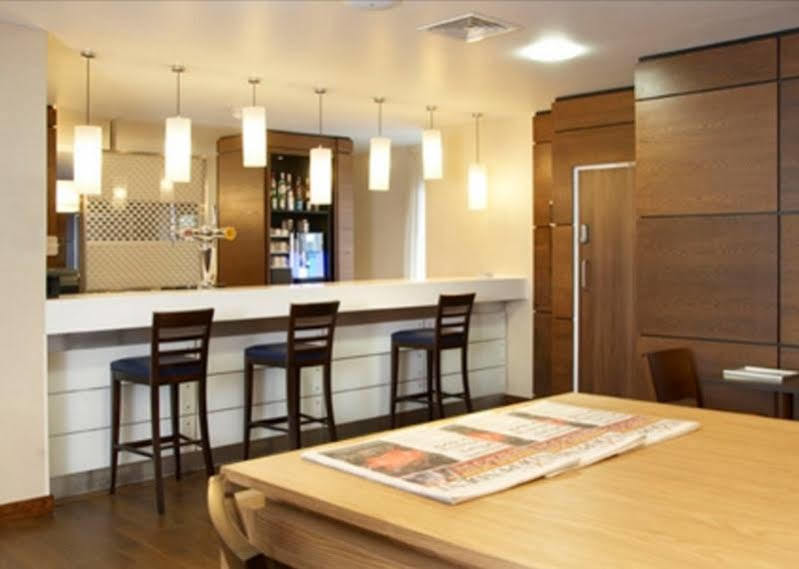 Hampton By Hilton Istanbul Kurtkoy Istambul Exterior foto