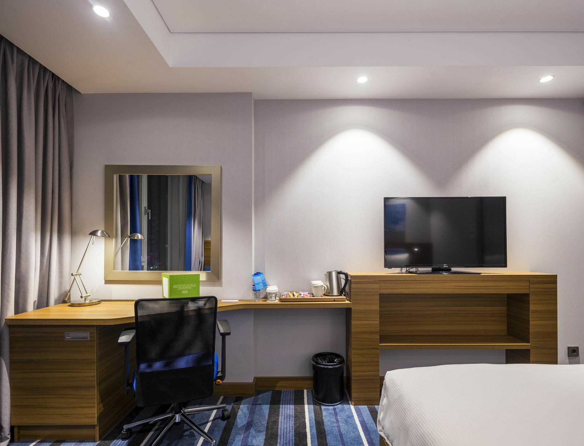 Hampton By Hilton Istanbul Kurtkoy Istambul Exterior foto